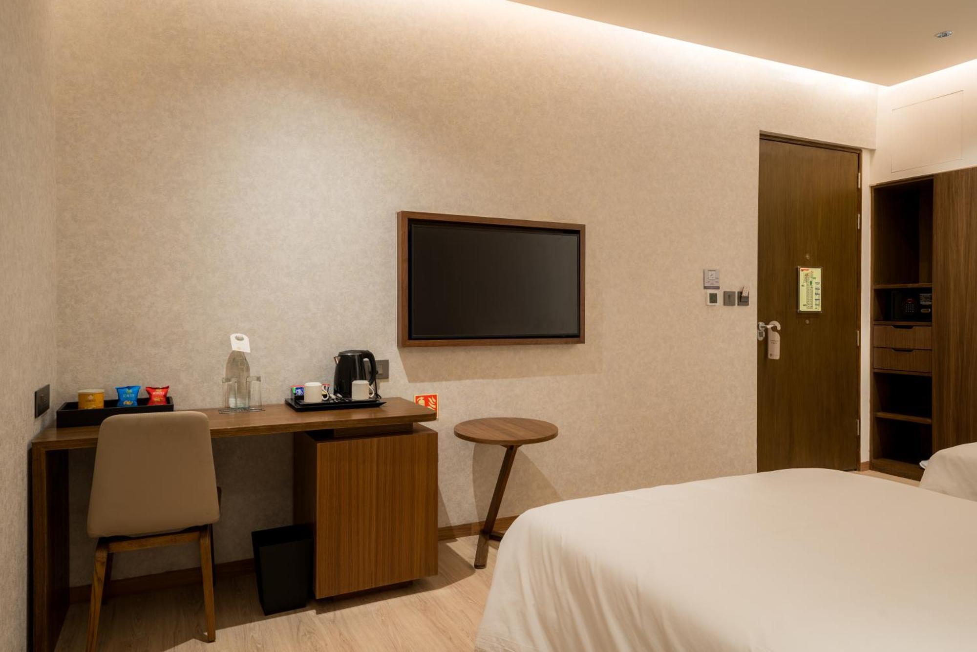 080 Transit Hotel, T2 Turuvekere Luaran gambar