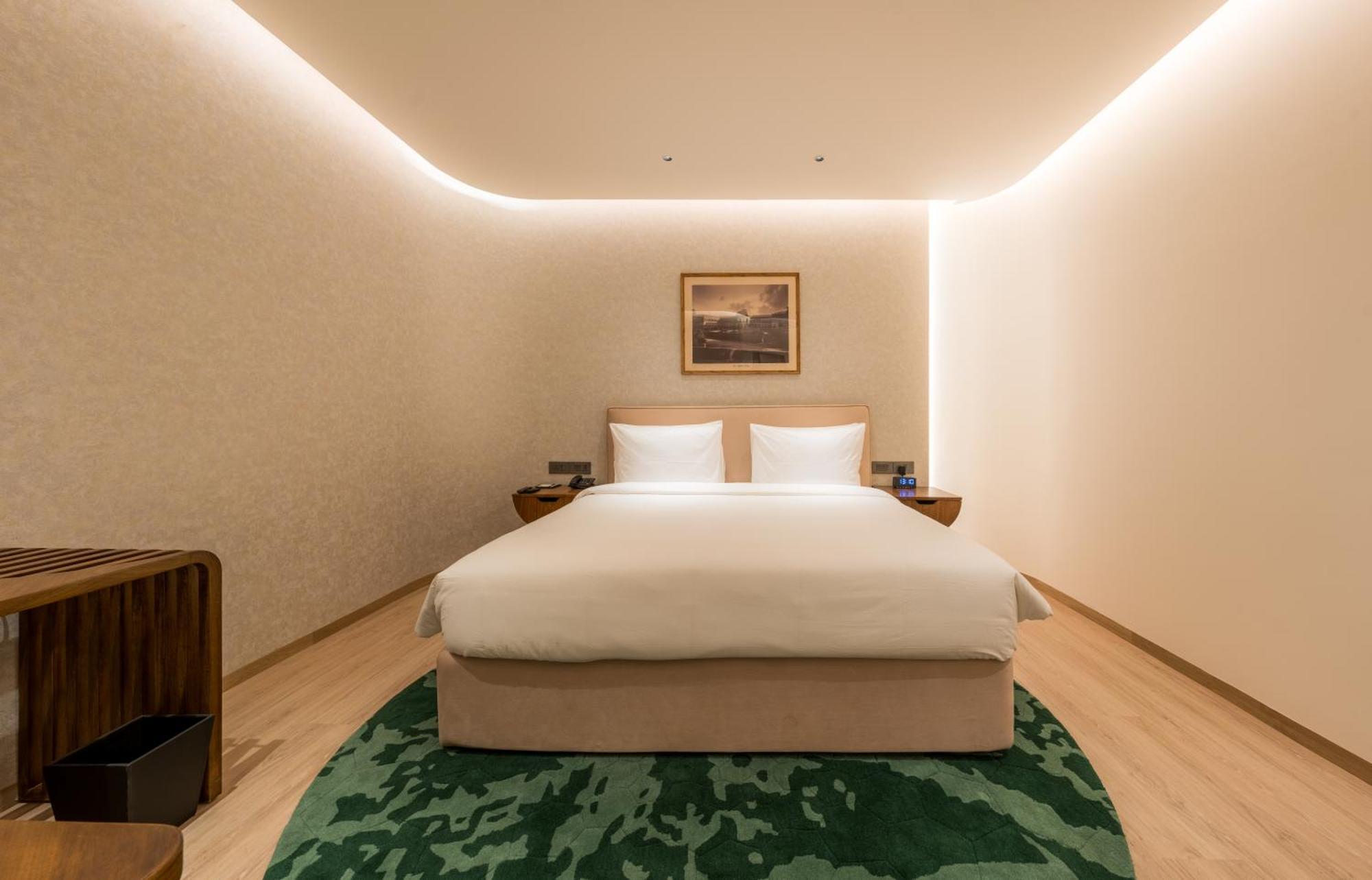 080 Transit Hotel, T2 Turuvekere Luaran gambar