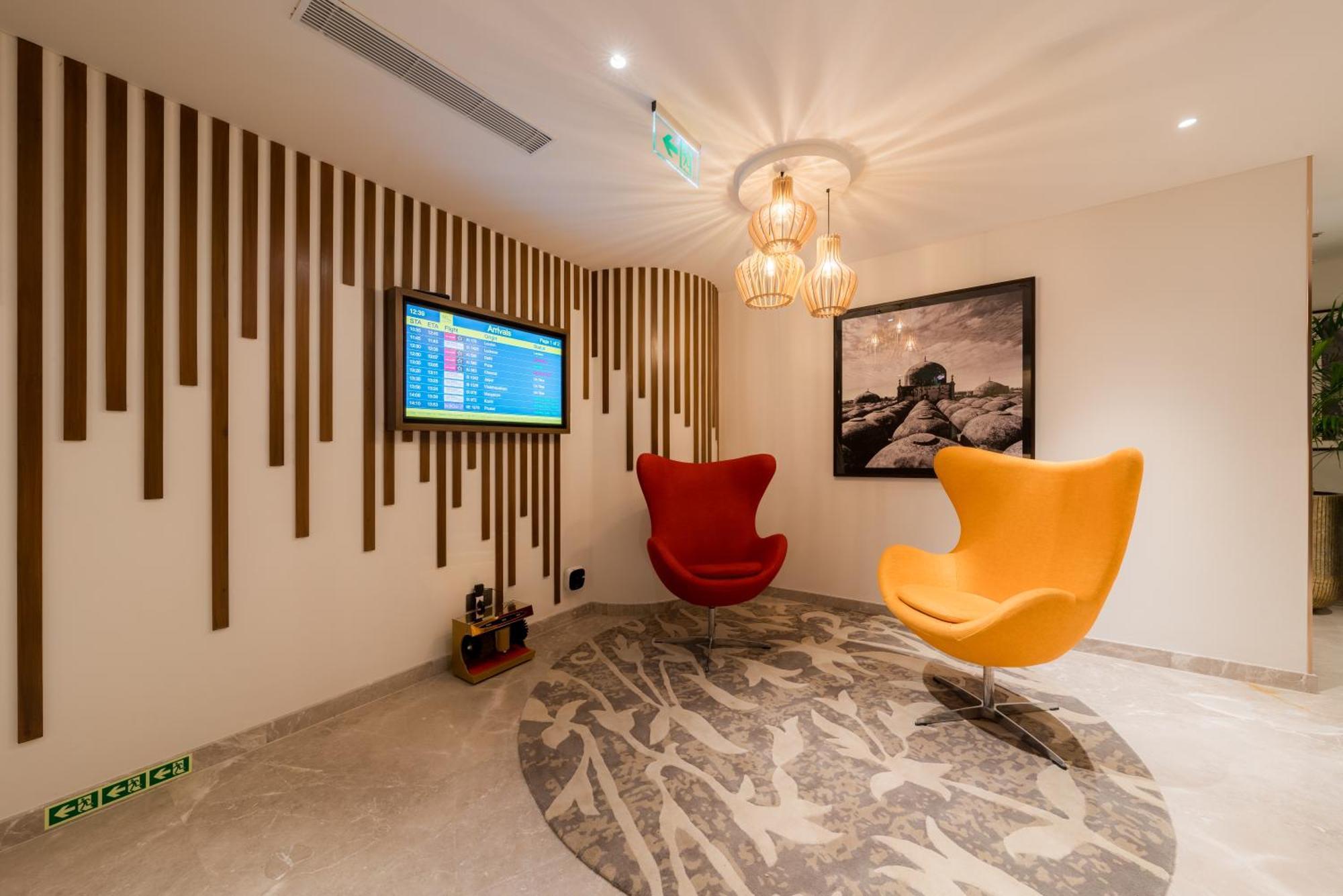 080 Transit Hotel, T2 Turuvekere Luaran gambar